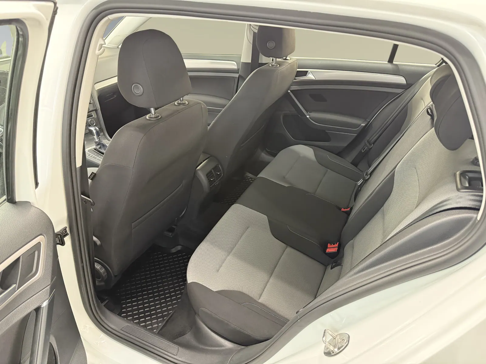Volkswagen Golf 5-dörrar e-Golf – bild 10