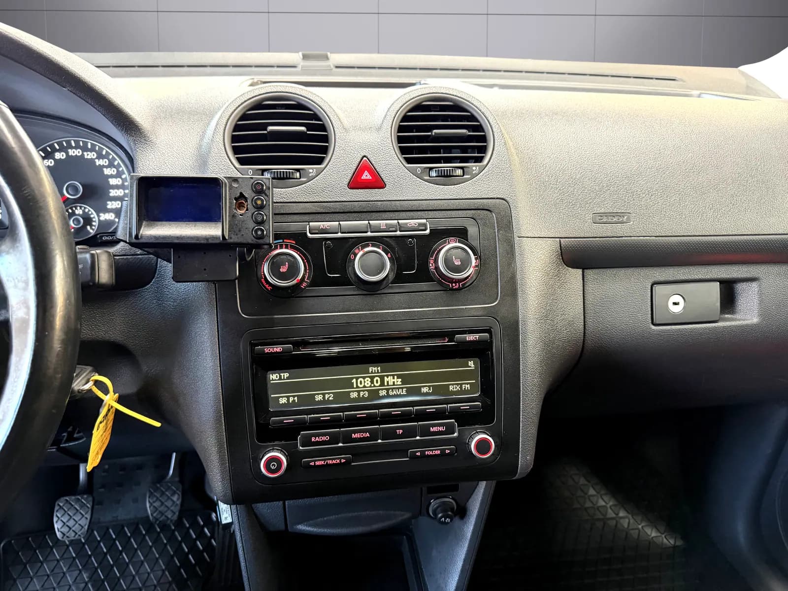 Volkswagen Caddy Skåpbil 2.0 TDI DPF 4Motion Manuell Euro 5 – bild 10