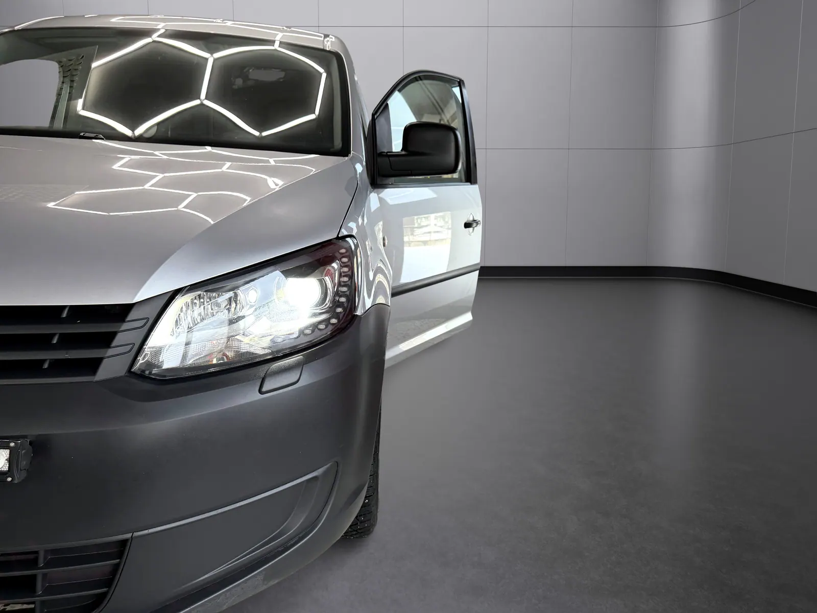 Volkswagen Caddy Maxi Panel Van 2.0 TDI DPF 4Motion Manuell Euro 5 – bild 9