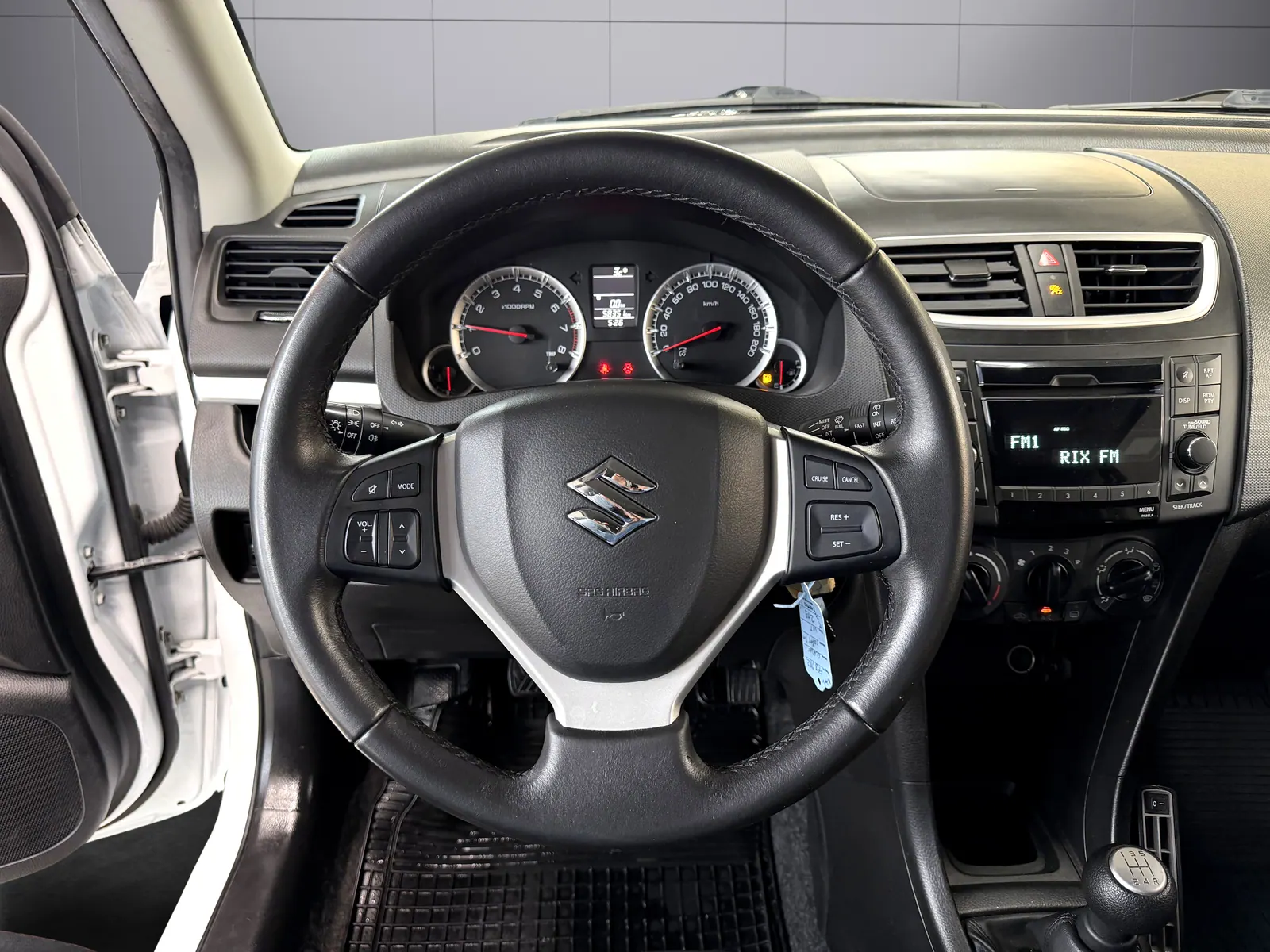 Suzuki Swift 5-dörrar Euro 5 – bild 11