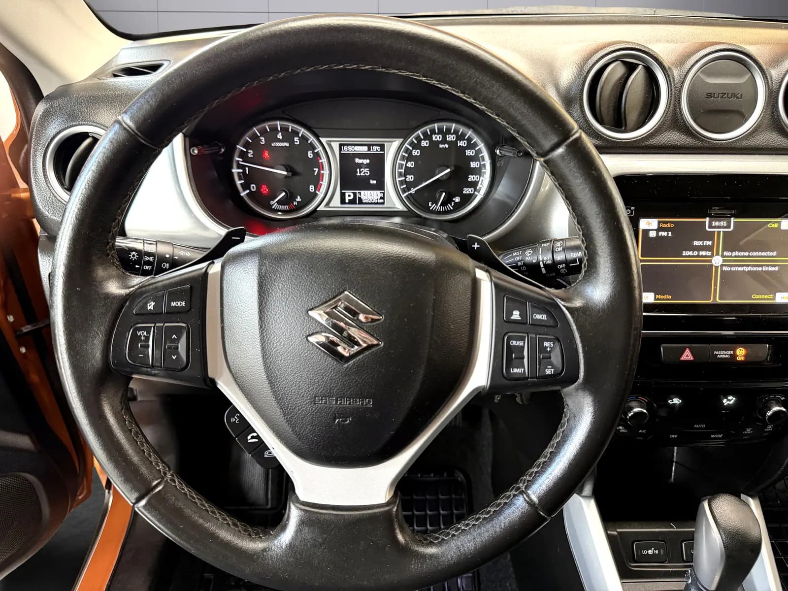Suzuki Vitara 5-dörrar Vitara 1.6 DOHC 16V VVT AllGrip Automatisk Euro 6 – bild 11