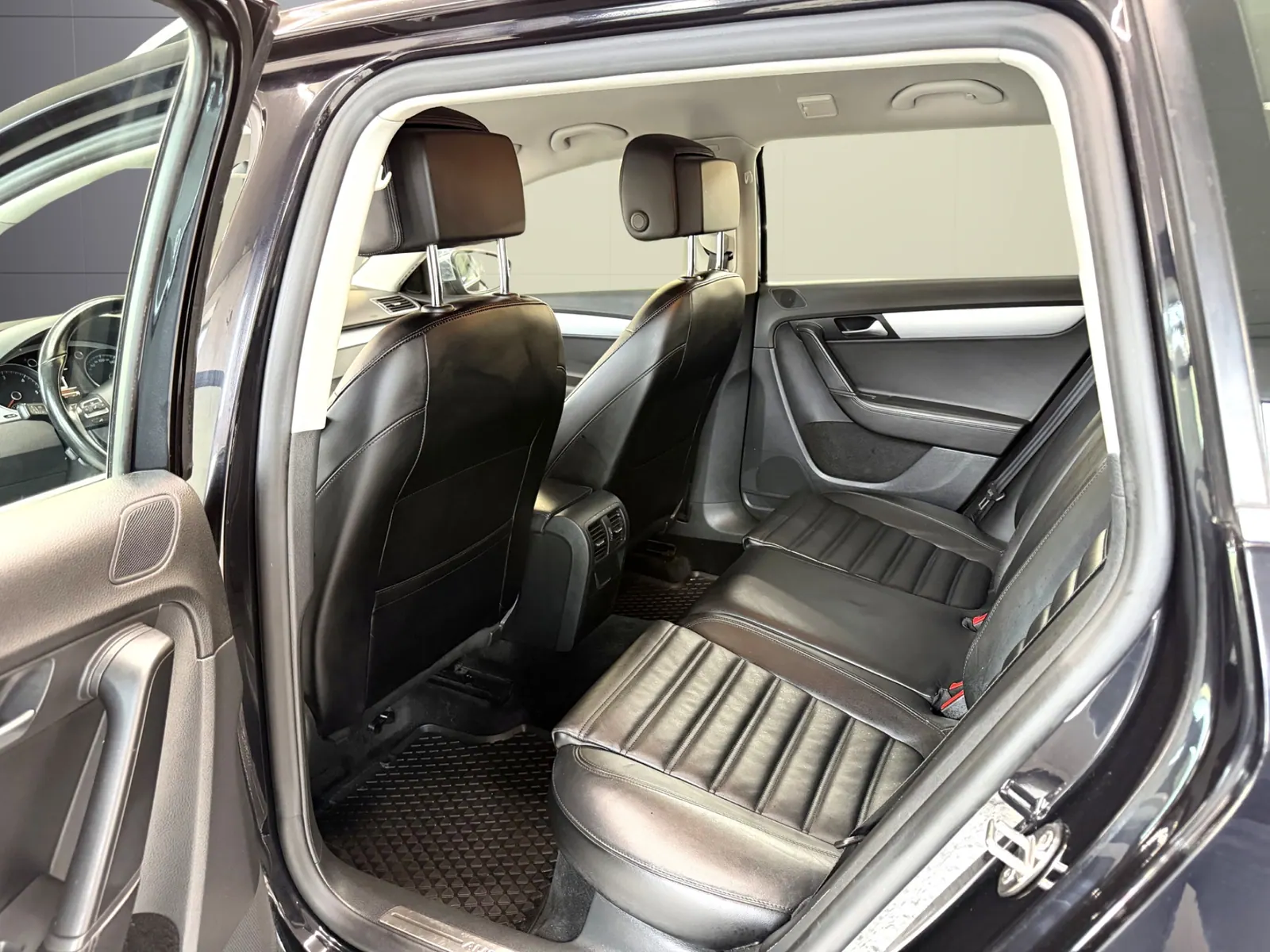 Volkswagen Passat Alltrack 2.0 TDI DPF BMT 4Motion DSG Sekventiell Euro 5 – bild 10